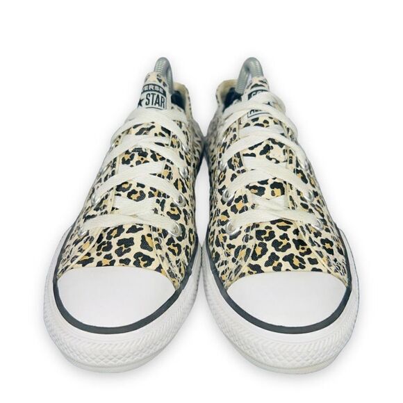 Converse Chuck Taylor All Star Low OX Cheetah Print 366297F Youth 3 - Picture 3 of 11